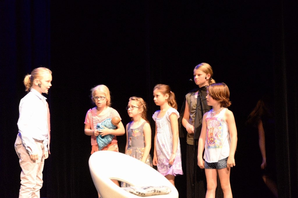 ../Images/Musical Nanny de Vries 158.jpg